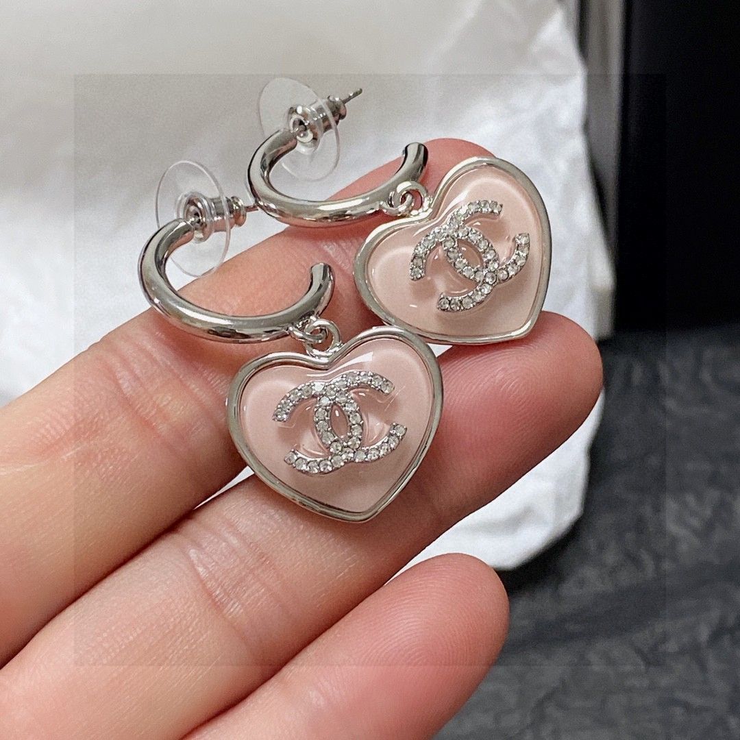 最新モデル Chanel シャネルピアス クラシッククリスタルハート ダブル  