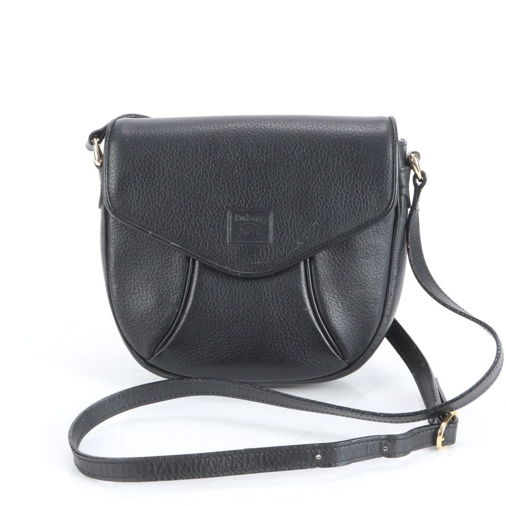 美品　バーバリーロンドン　ノバチェック　メッセンジャーバッグ　ショルダーバッグ 美品 バーバリーロンドン ノバチェック メッセンジャーバッグ