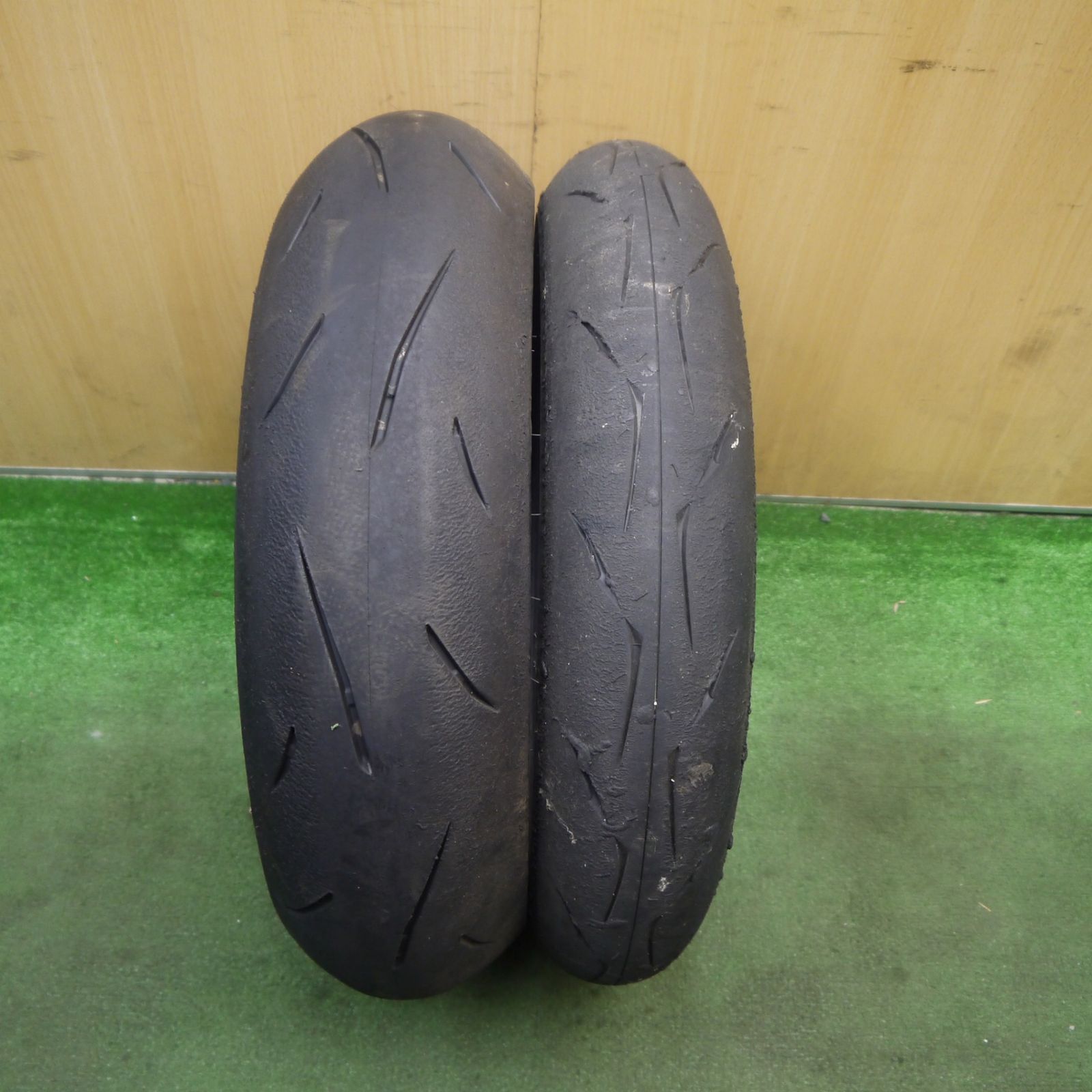 前後2本セット バイク タイヤ 120|600R17 150|60R17 ブリヂストン バトラックス レーシング R10 ダンロップ スポーツマックス α-13 SP レース 17インチ 5092205Hノタ