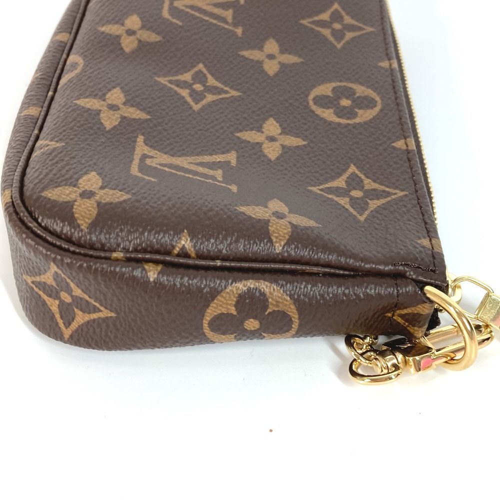 VUITTON