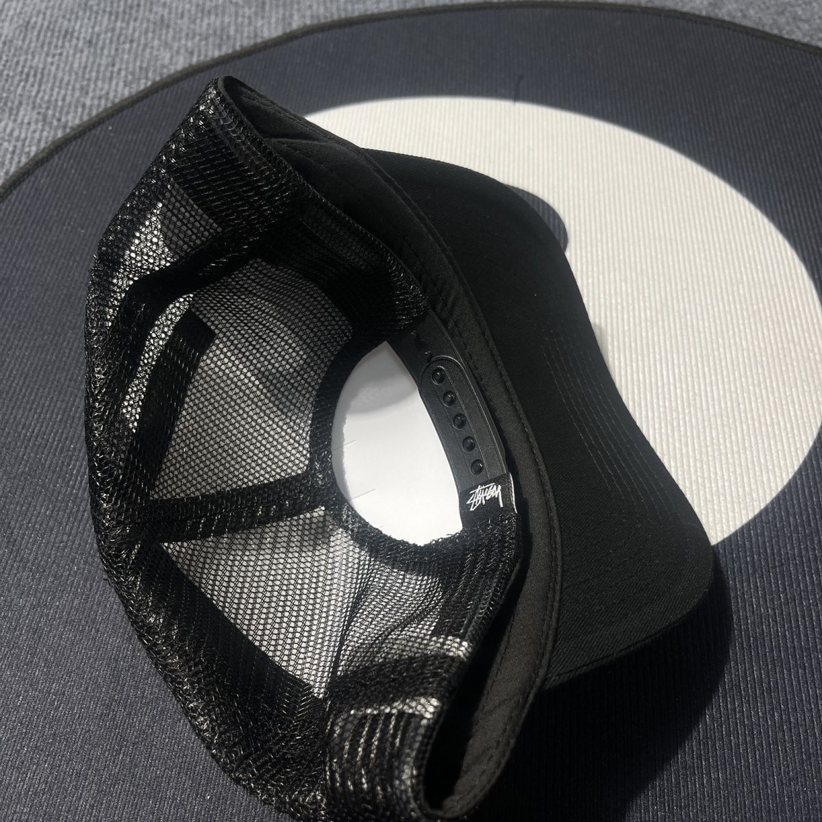 ステューシー