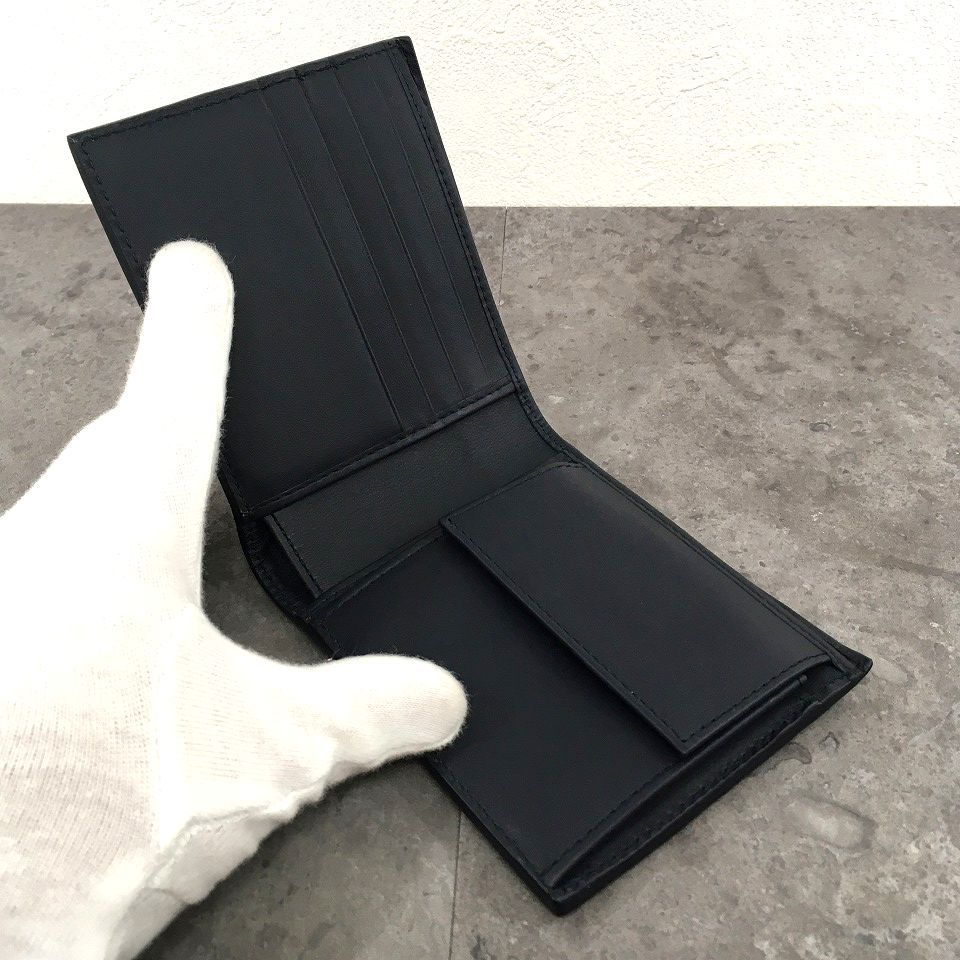 送料込み！ 未使用品 BOTTEGAVENETA 二つ折り財布 ネイビー 総