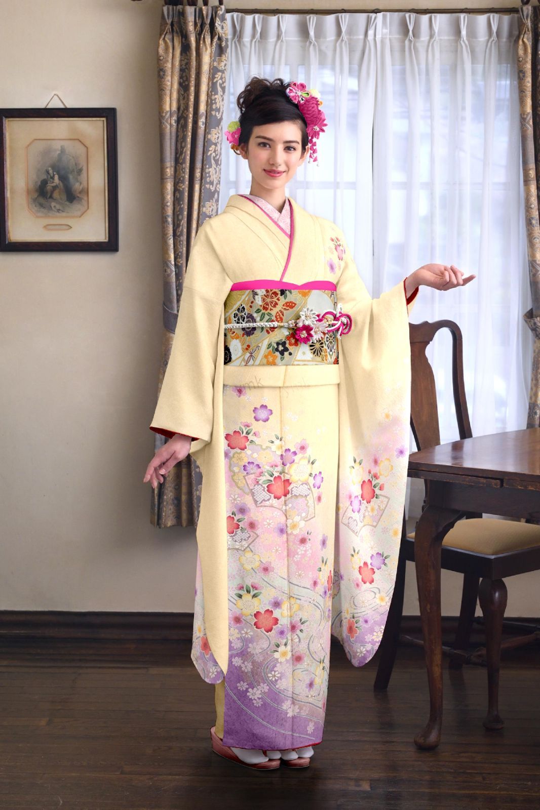 振袖【中古】 仕立上がりリサイクル品 淡い黄色 花柄 正絹 R166 - メルカリ