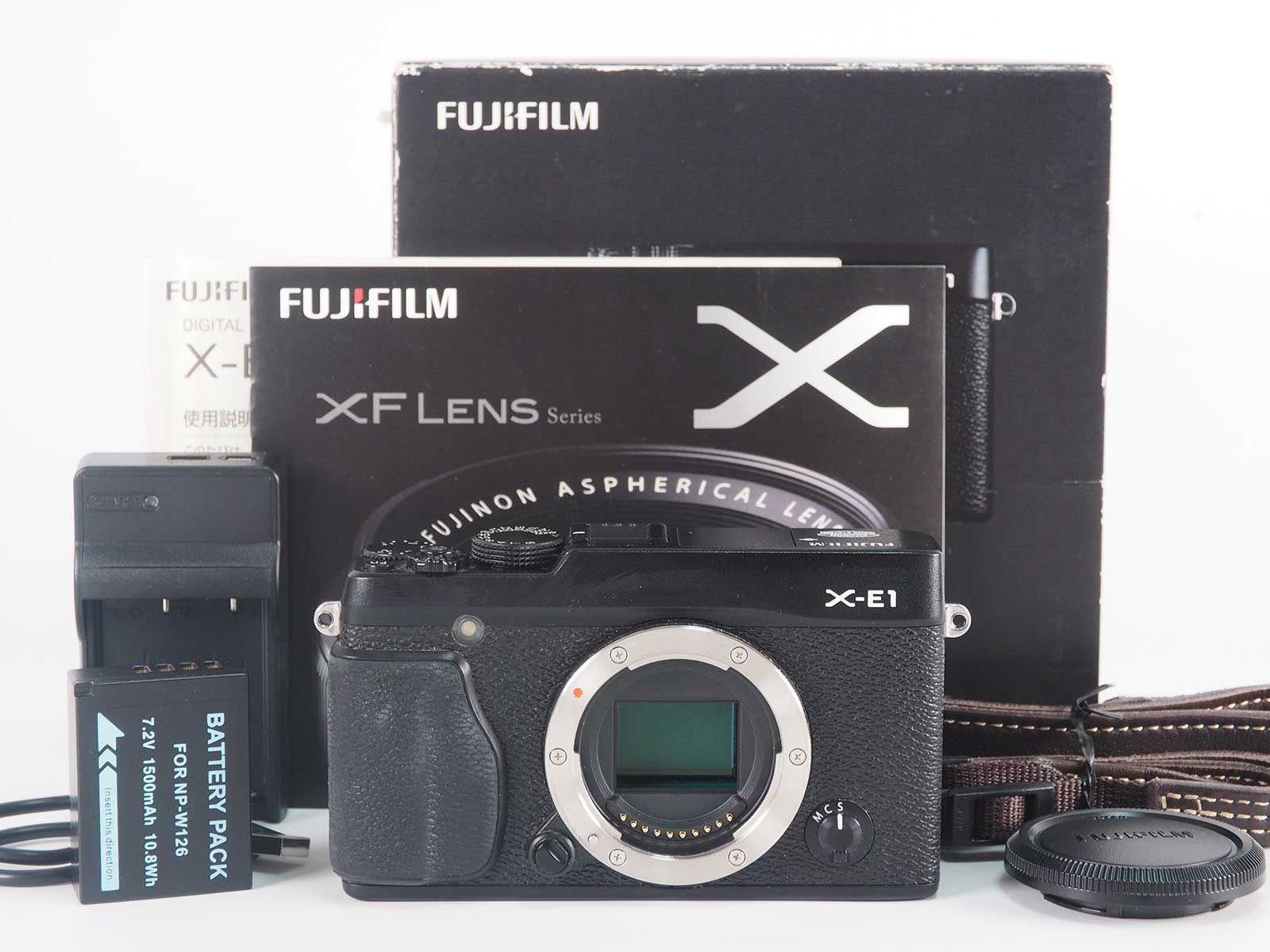富士フィルム Fujifilm Fuji X Series X-E1 16.3MP Digital SLR Camera Body Black 元箱 Z4549A