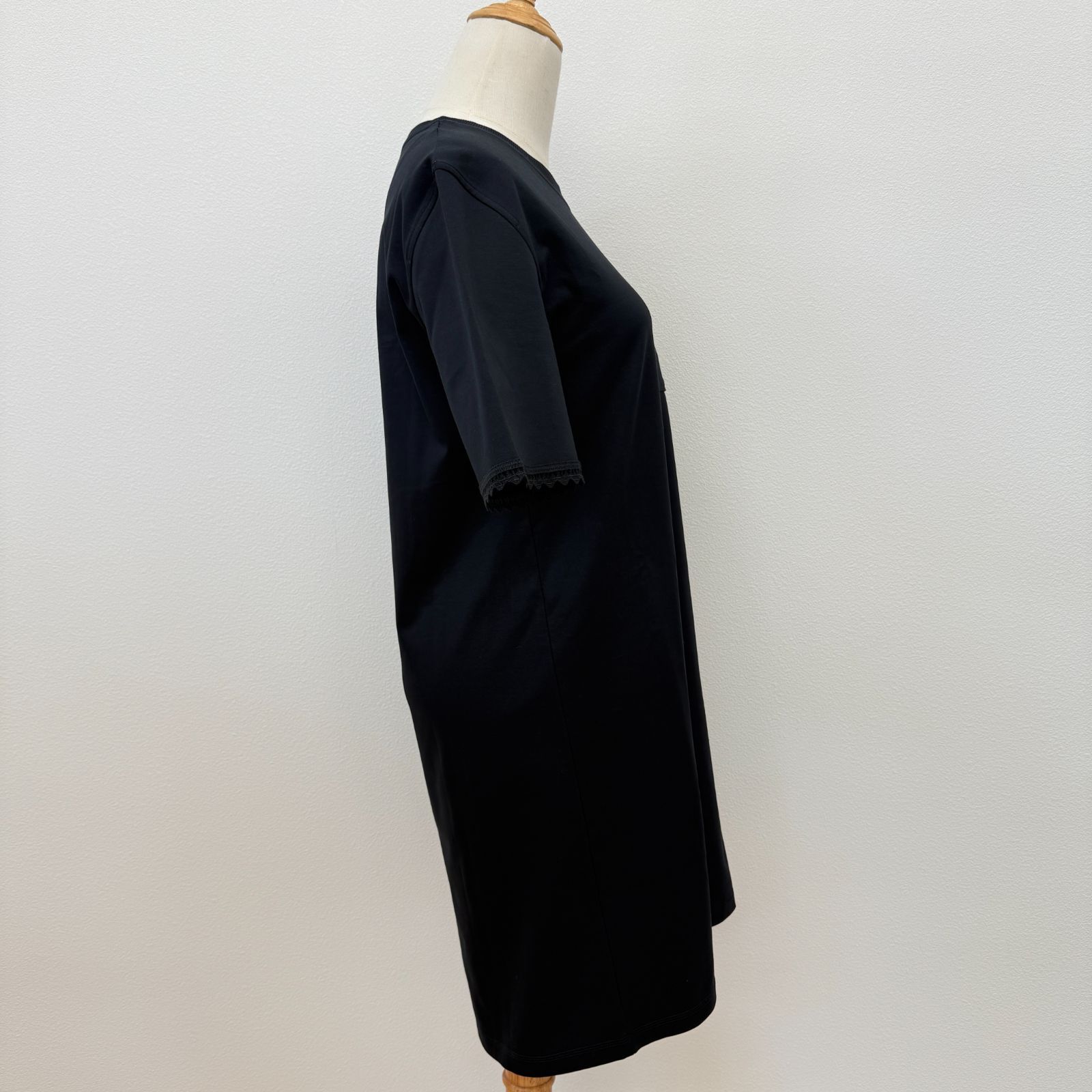 鑑定済み【 美品 】エルメス 《 Embroidered pocket flared