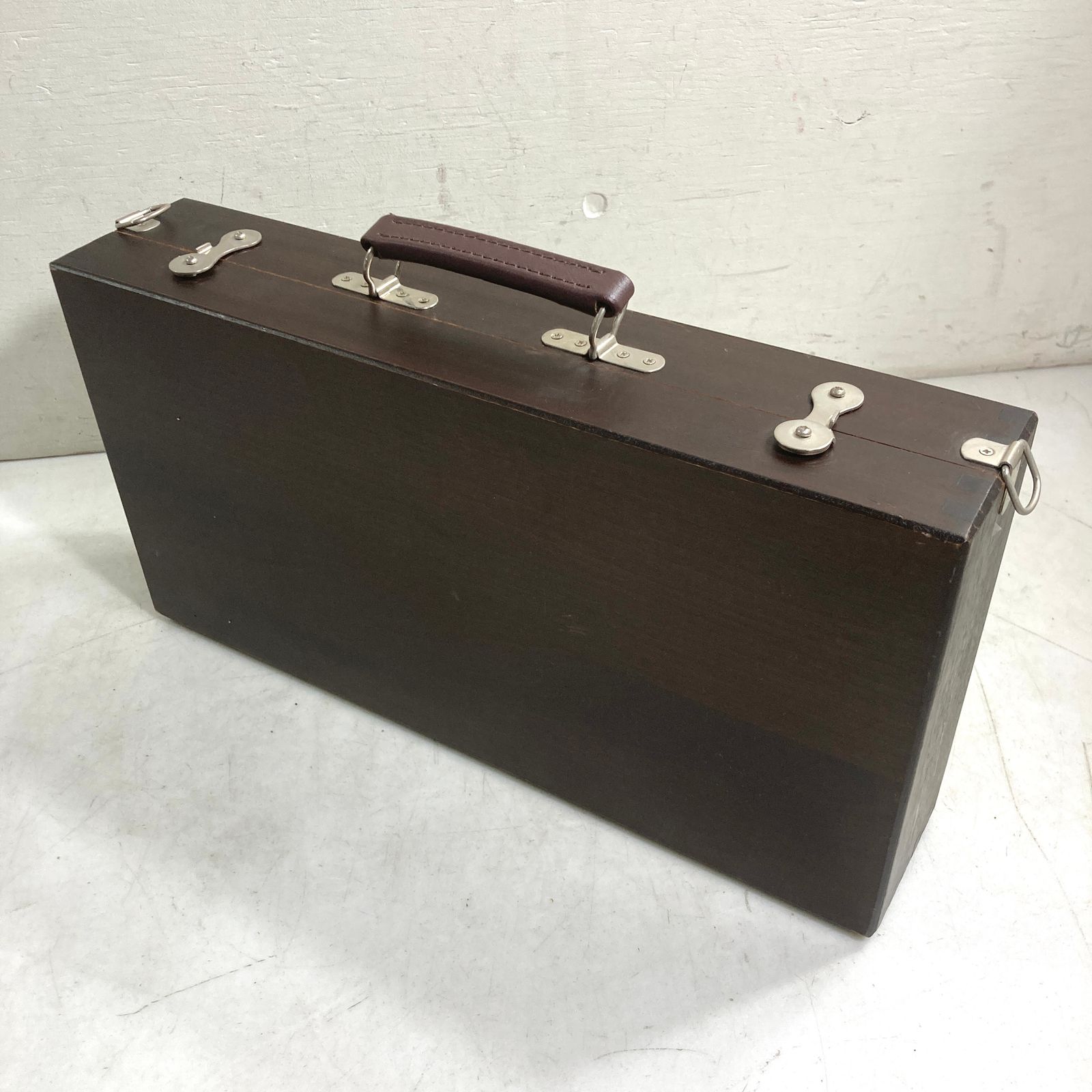 木製ケース入り