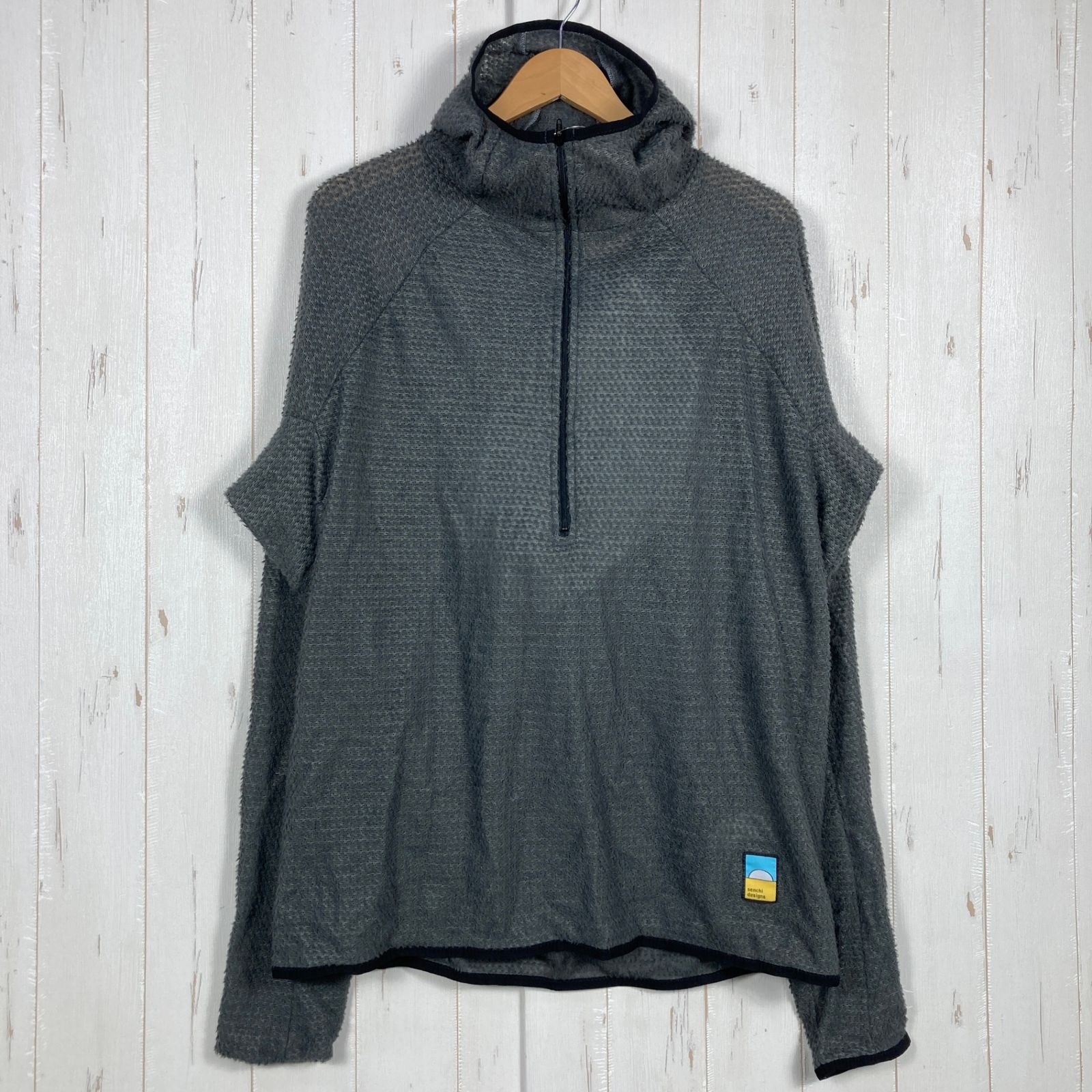 Unisex XL グレー系 Senchi Designs センチデザインズ アルファ 90 フーディ ウィズ ハーフジップ Alpha 90 Hoodie W Half Zip Dark Sage ポリエステル ウェア