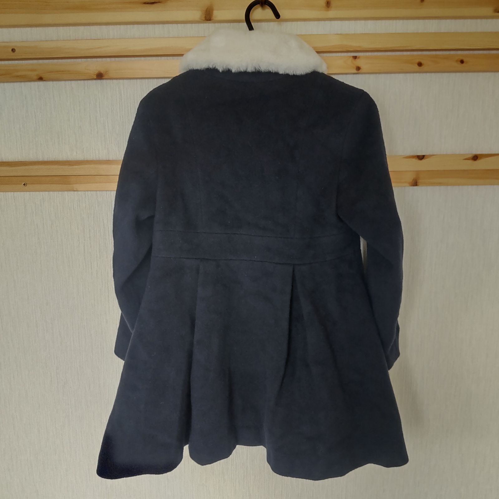 ファー付きコート