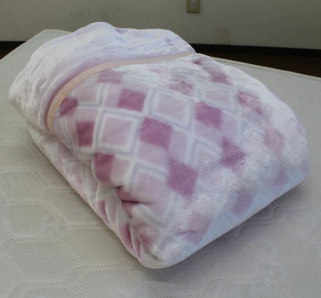 メル16250さま専用　レース皿2枚組　美品 メル16250さま専用 レース皿2枚組 美品 レースプレート(大皿)32cm |