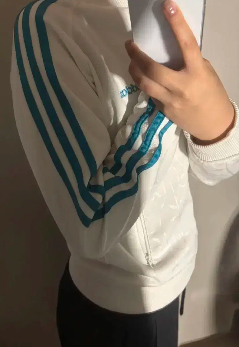 adidas アディダス 白 ターコイズ ジャージ