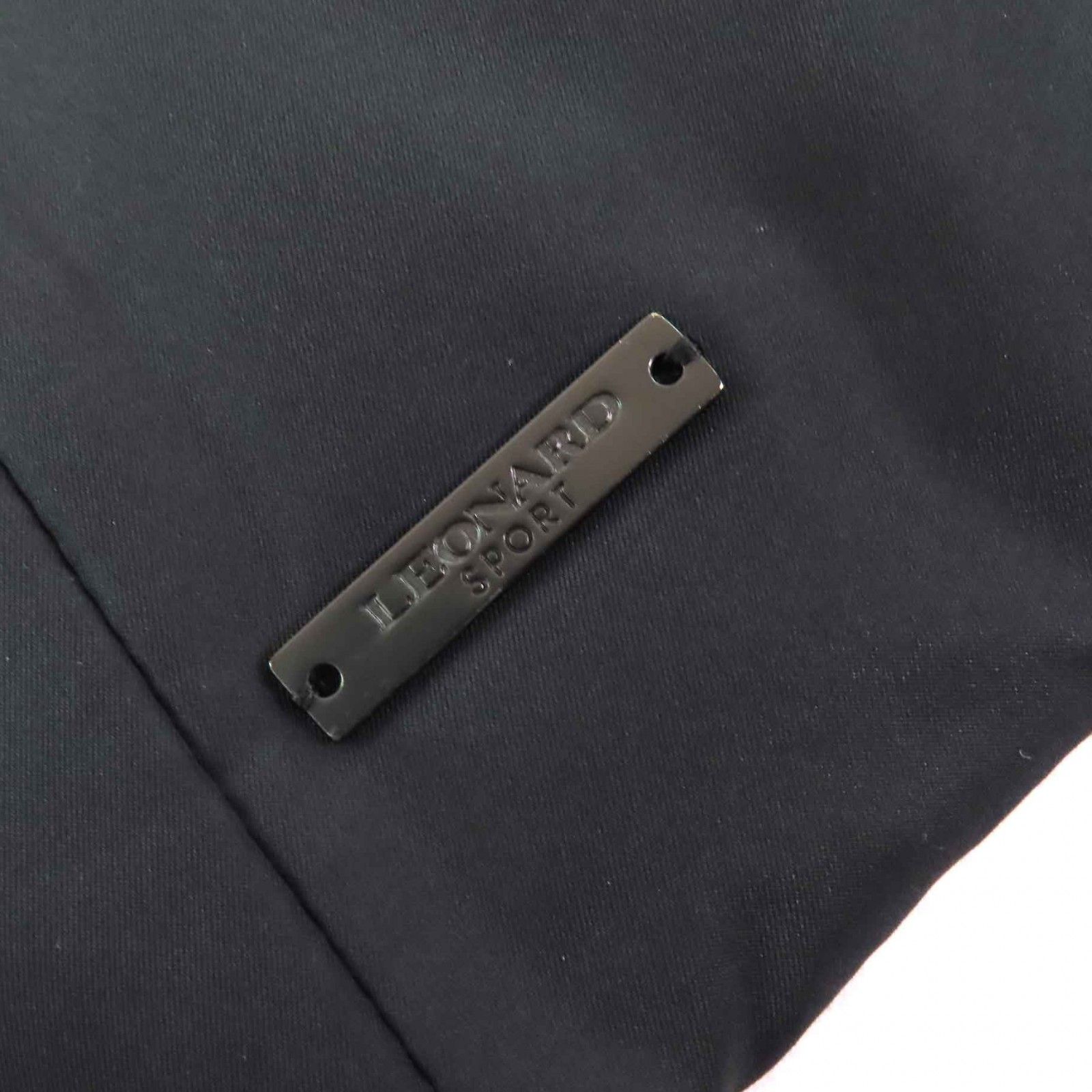 美品△LEONARD SPORT レオナールスポーツ ロゴプレート 総柄