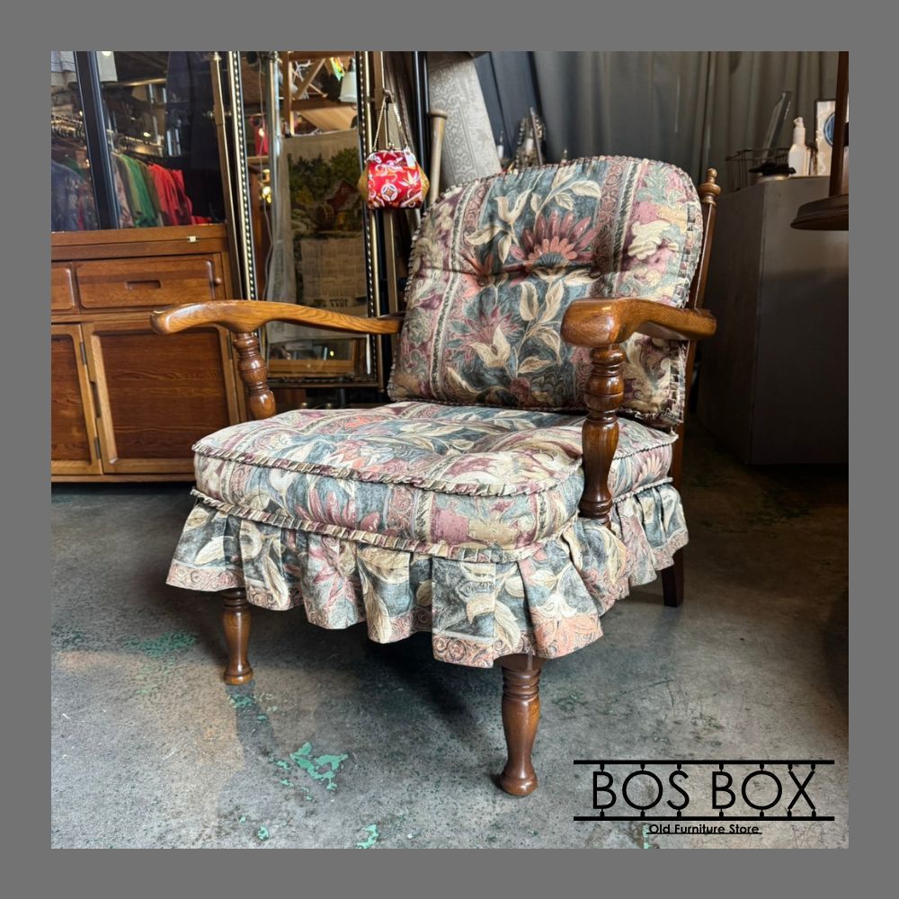 飛騨産業 キツツキマーク アンティーク 1人掛けソファ アームチェア