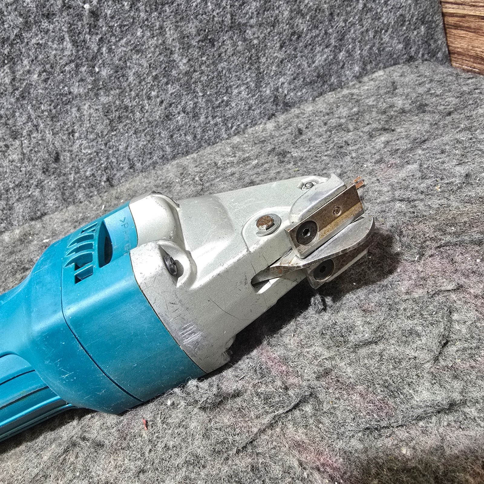 マキタ シャー JS1602 二重絶縁 切断能力 軟鋼板1.6mm ステンレス板