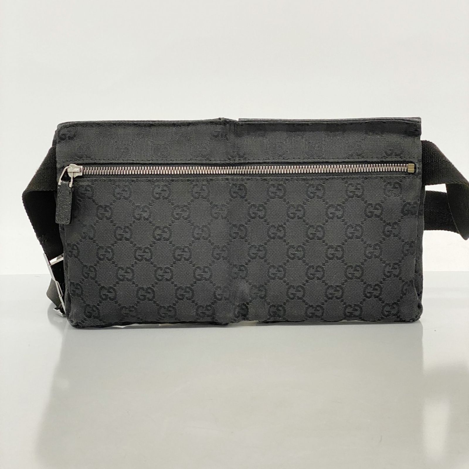 キャンバス ブラック