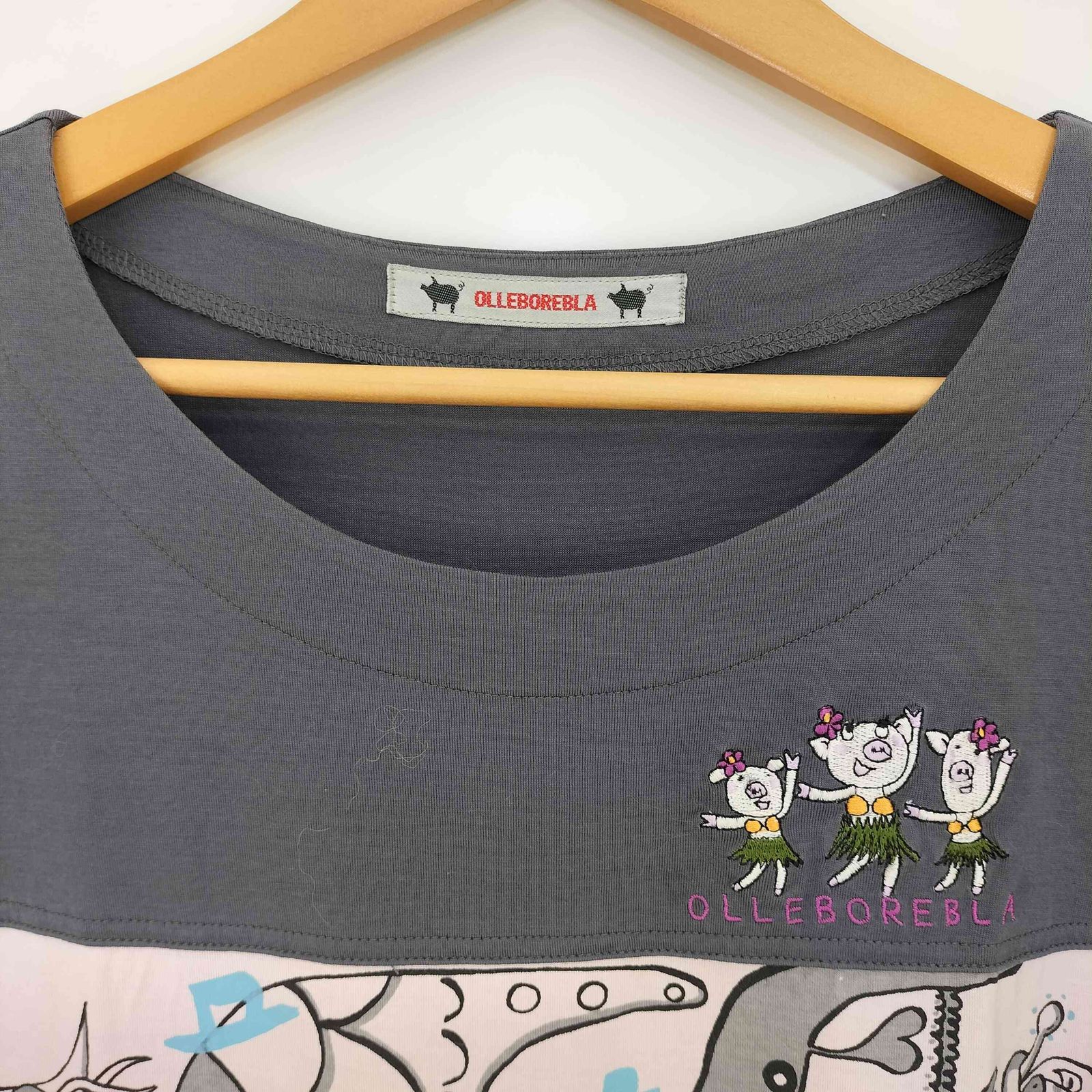 未使用　アルベロベロ　OLLEBOREBLA 黒Tシャツ ブタさん刺繍 ALBEROBELLO - アルベロベロ OLLEBOREBLA by ALBEROBELLO ぶた