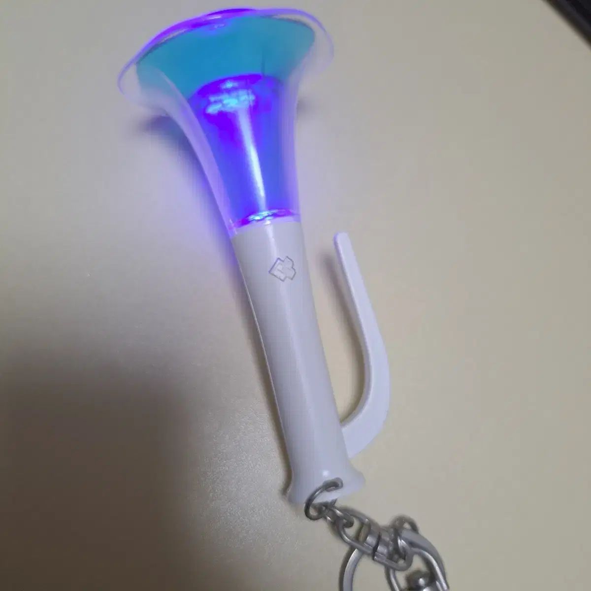 BTOB ペンライトキーリング