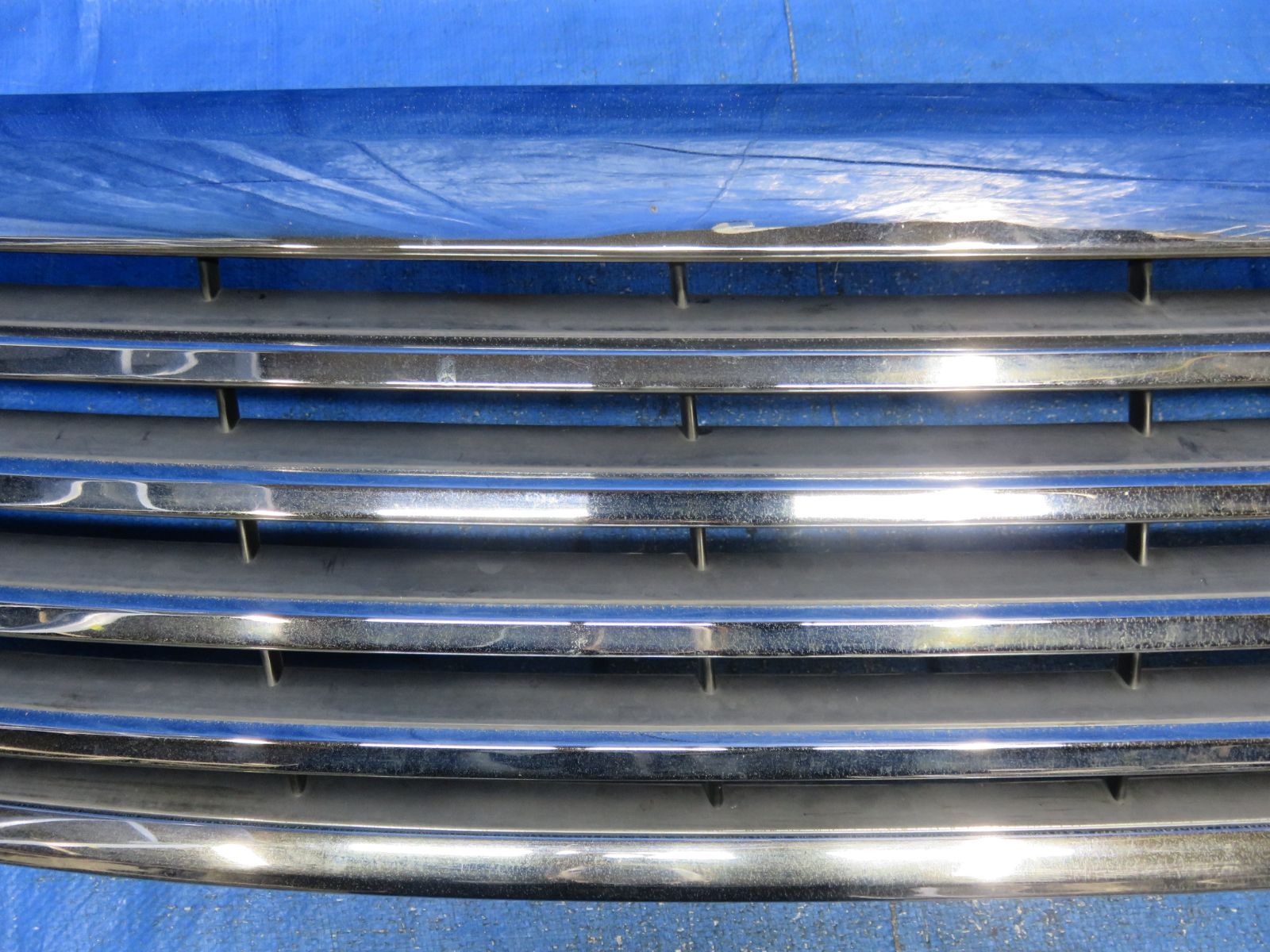 フロントグリル ラジエターグリル