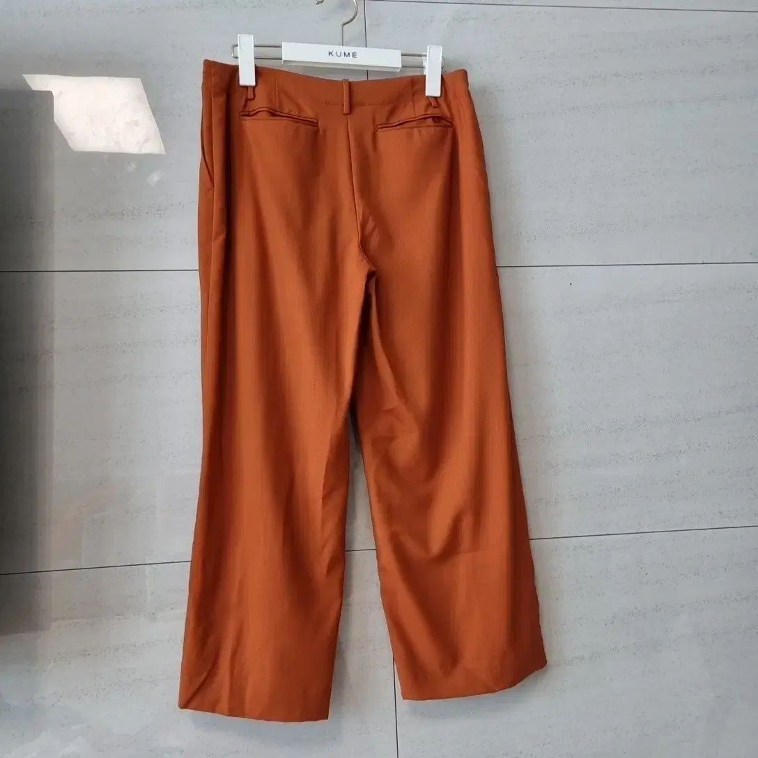 レンガ オレンジ