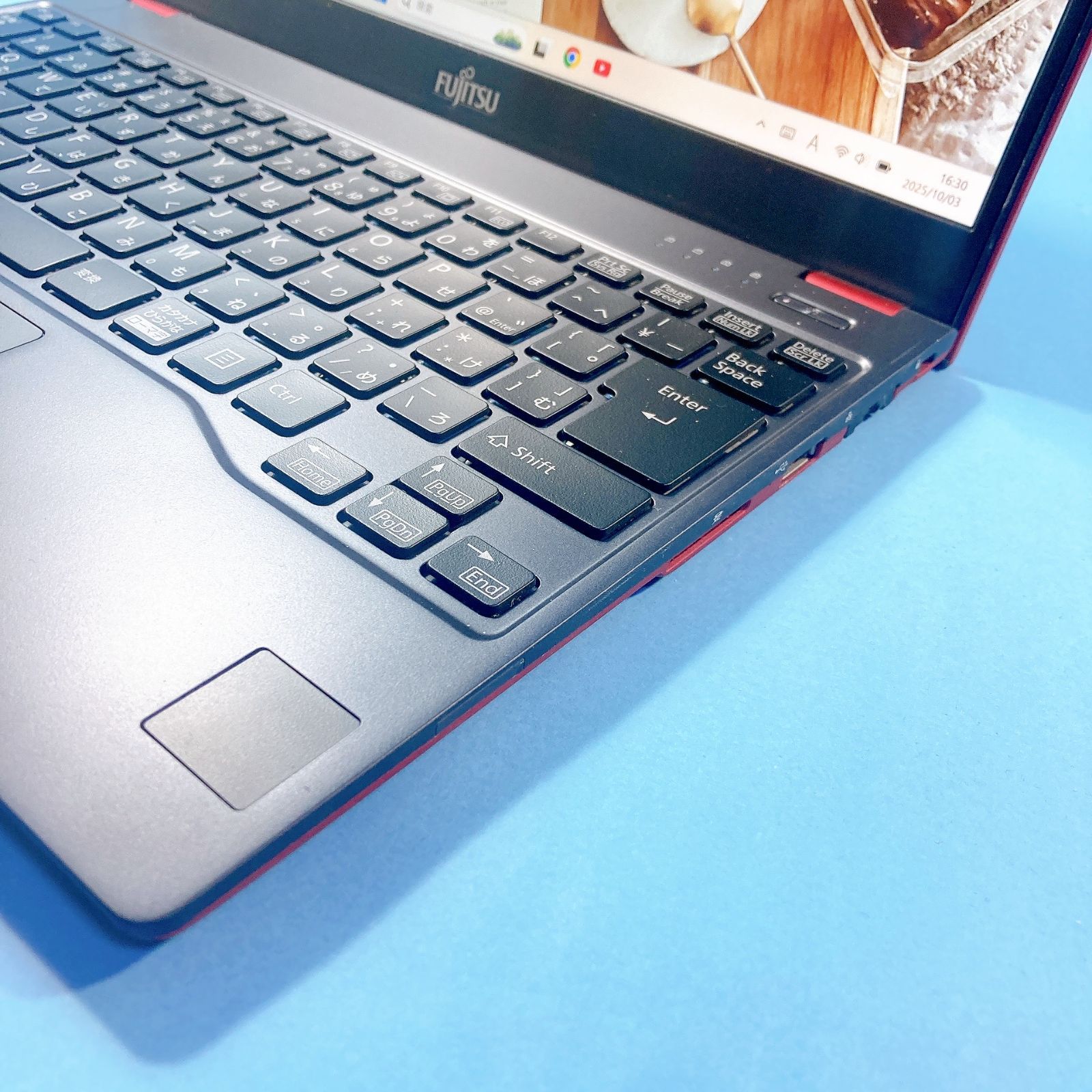 w87爆速SSD新品 ⁄薄型 軽量 ⁄赤⁄Win11✨すぐ使えるノートパソコン