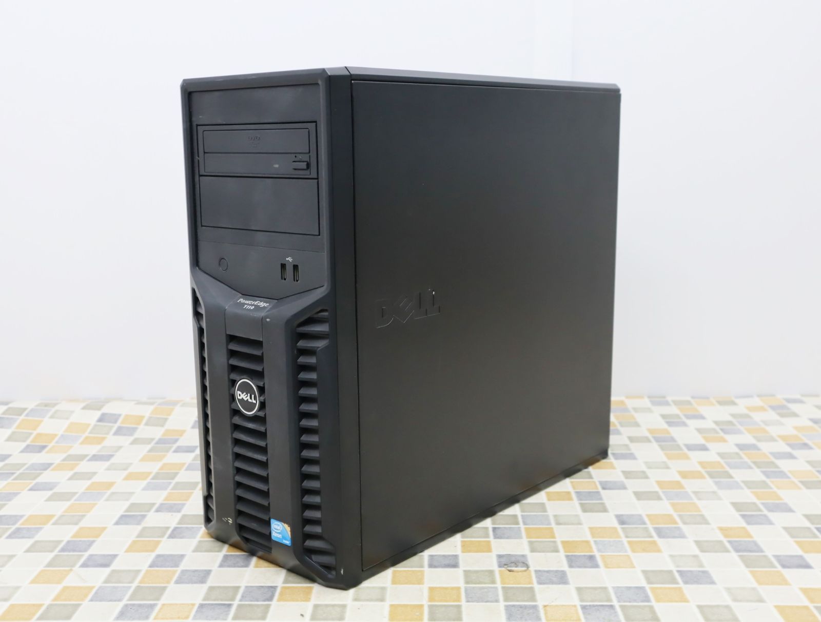 デル PowerEdge T110 Win2012サーバー動作でもジャンク品で デル PowerEdge T110 Win2012サーバー動作でもジャンク品で DELL
