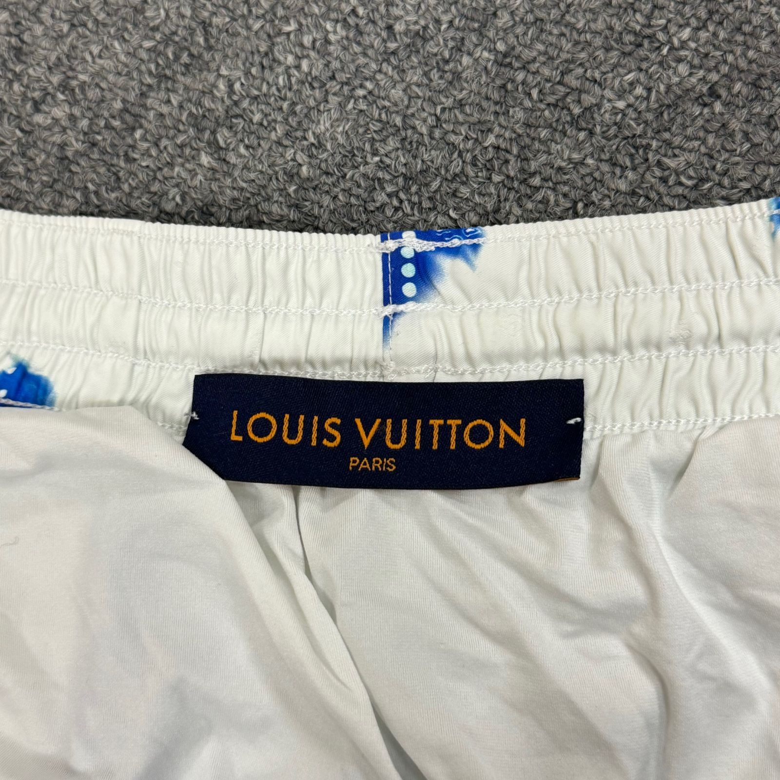 国内正規 LOUIS VUITTON 22AW モノグラムバンダナスイムショーツ ハーフパンツ ルイヴィトン RM222M N06 HNW11W  ブルー XL 76047A4 - メルカリ