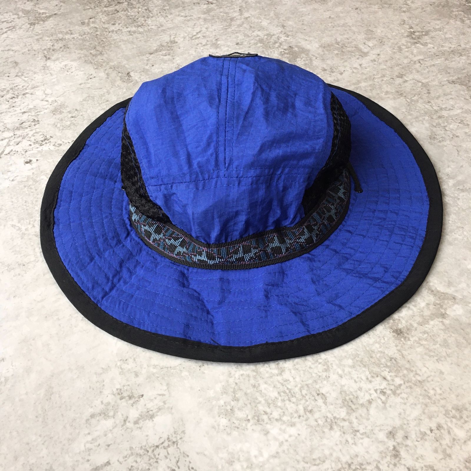 ストーンアイランド　サファリハット　青　ナイロン ストーンアイランドサファリハット青ナイロン