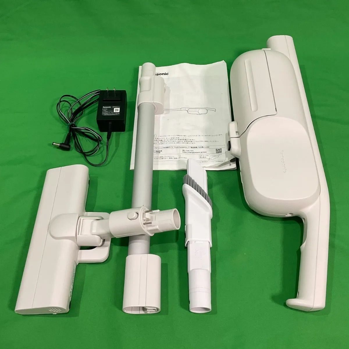 製 Panasonic 掃除機 紙パック式 コードレスクリーナー MC-PB60J-C ♪