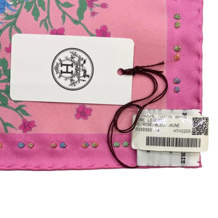 ☆E2056 エルメス シルクスカーフ カレ45 ガヴロッシュ 933936S 14 ローブ レジェール ピンク フラワー ホース CAVROCHE  HERMES - メルカリ