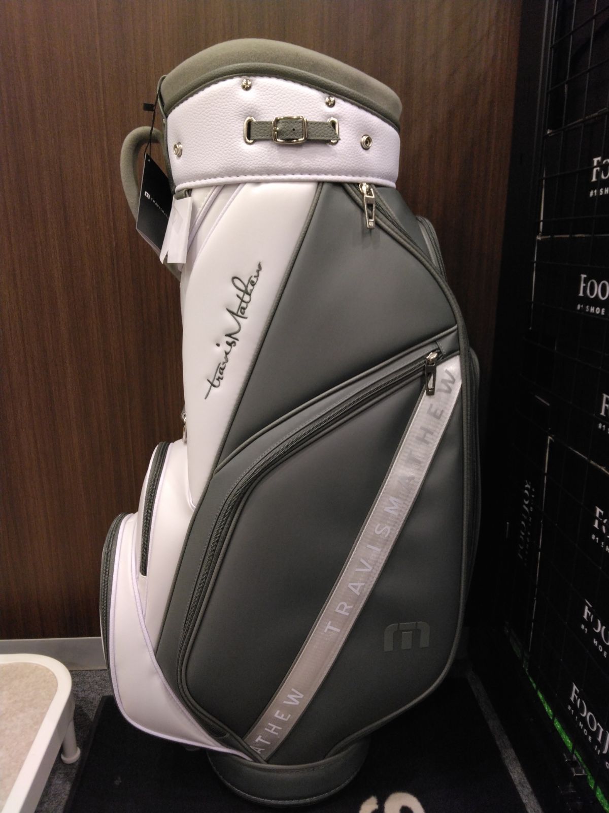 travis mathewトラビスマシュー スタンドキャディバッグ ヘッドカバー