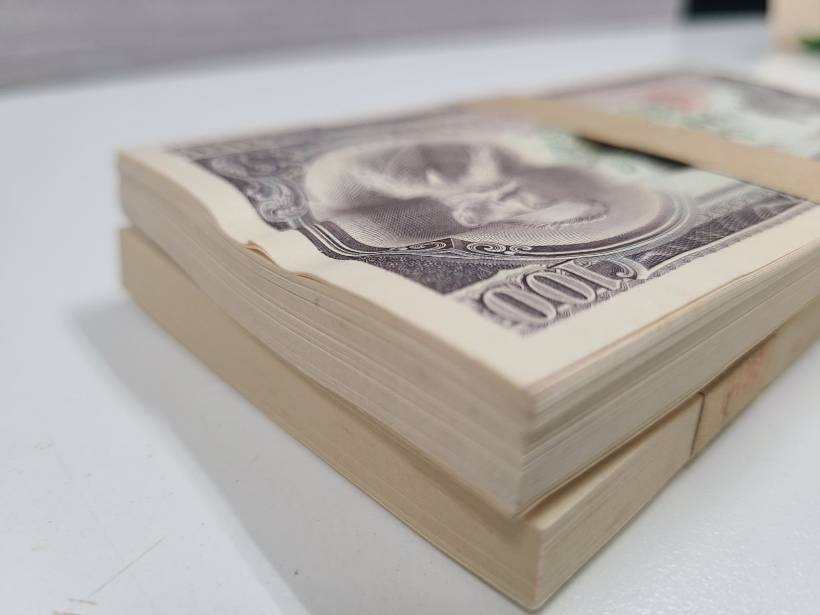 ⭐未使用！板垣退助 100円札 連番 200枚 帯付き 旧紙幣 古銭⭐ - メルカリ
