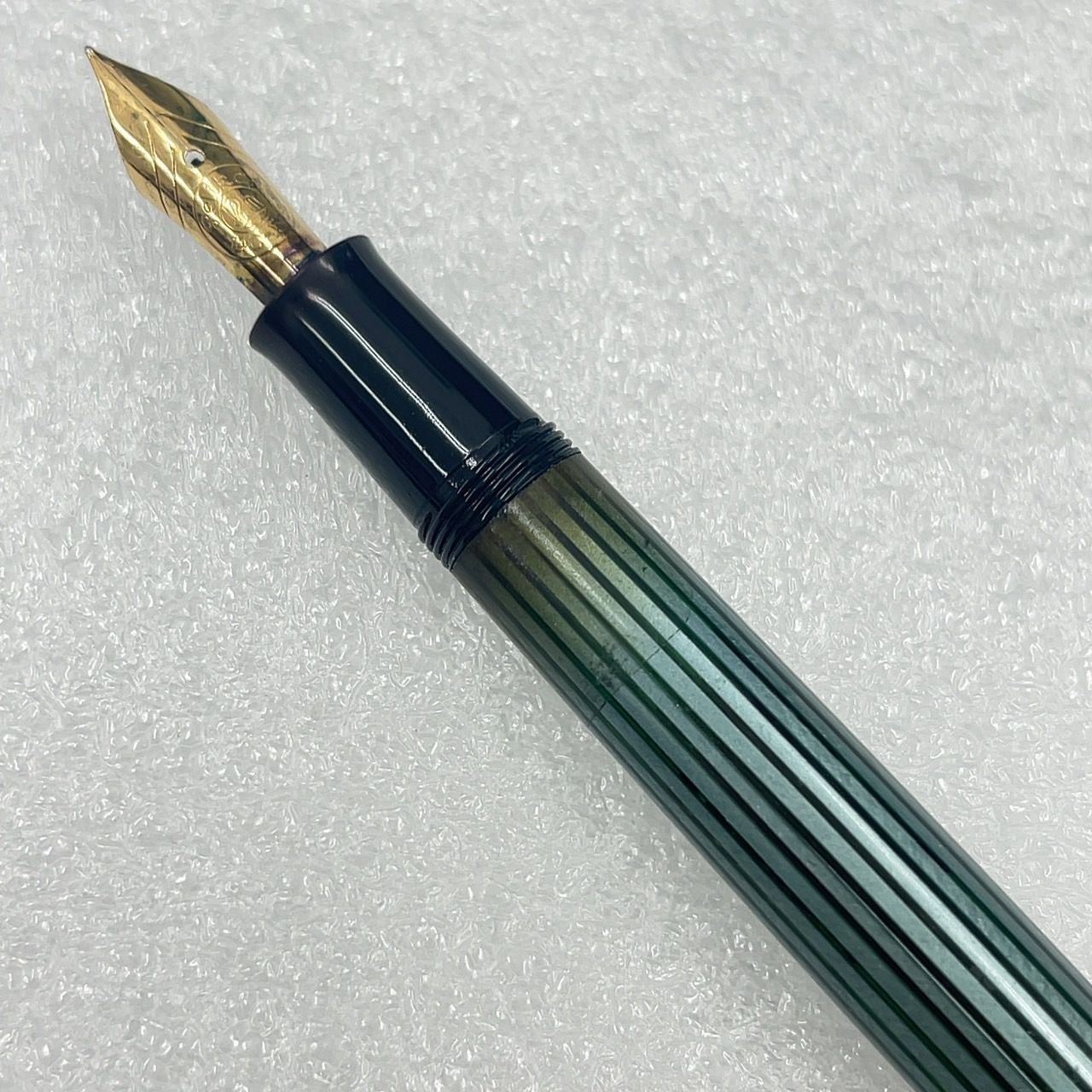 ペリカン Pelikan 万年筆 14C 14K 585 緑縞 - メルカリ