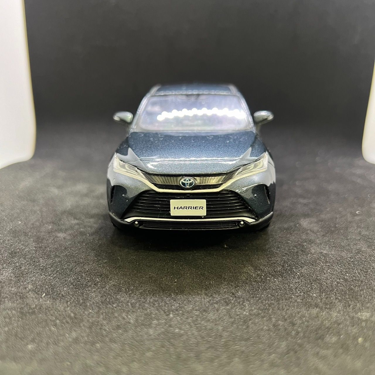 TOYOTA ハリアー Harrier カラーサンプル ミニカー 新品•未開封