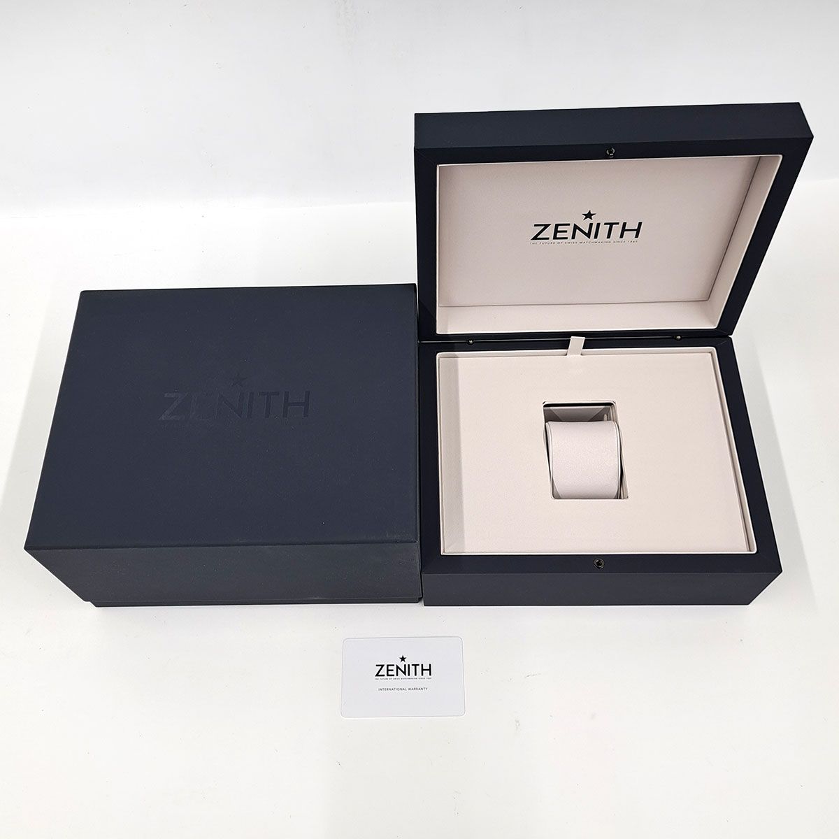 アガット K10 オパール リング 15号 ロミオ 薔薇の葉 限定 レア 美品 アガット K10 オパール リング 15号 ロミオ 薔薇の葉 限定 レア 美品