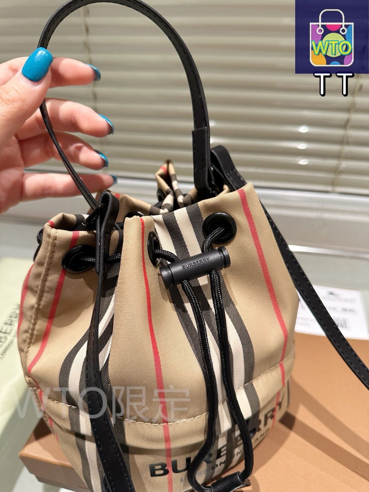 BURBERRYのバック 今日特価】Burberry Autumn Bucket Bag バーバリー 秋 バケツ