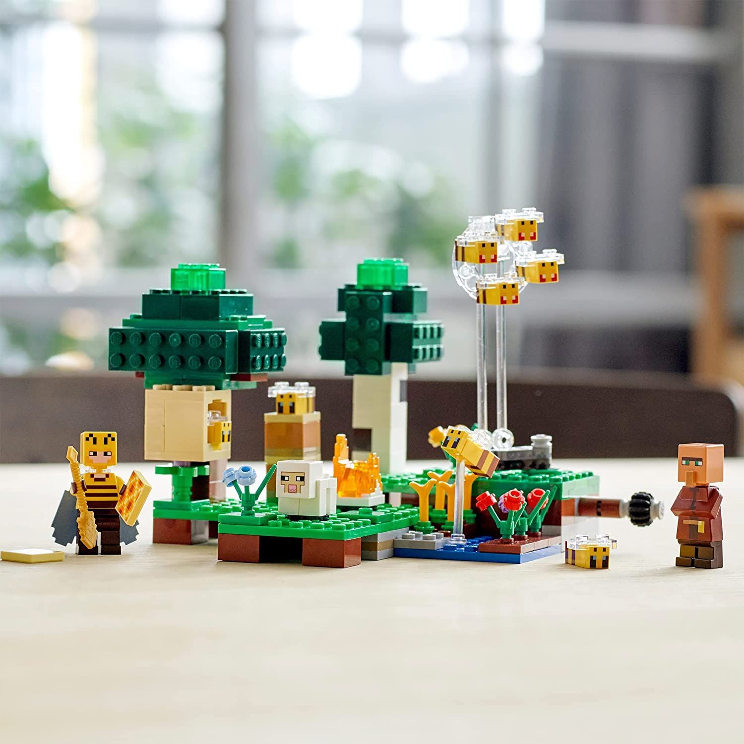 新品】レゴ(LEGO) おもちゃ マインクラフト ミツバチの養蜂場 21165