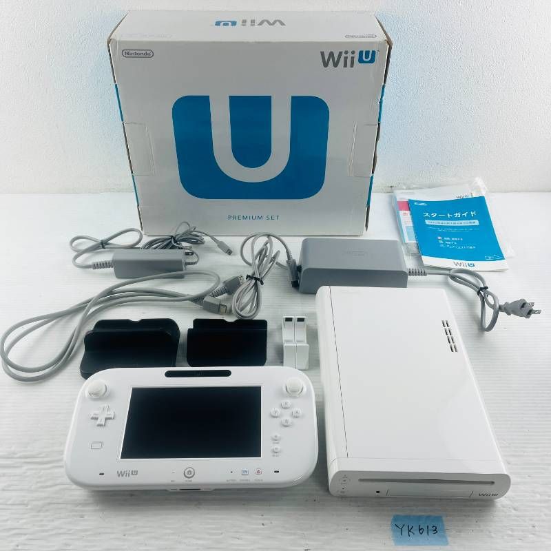 YK613【完品すぐ遊べるセット】Nintendo WiiU プレミアムセット ホワイト 家庭用ゲーム機 任天堂 ニンテンドー Wii 白 本体 パッド タッチペン コード類 取扱説明書 箱あり