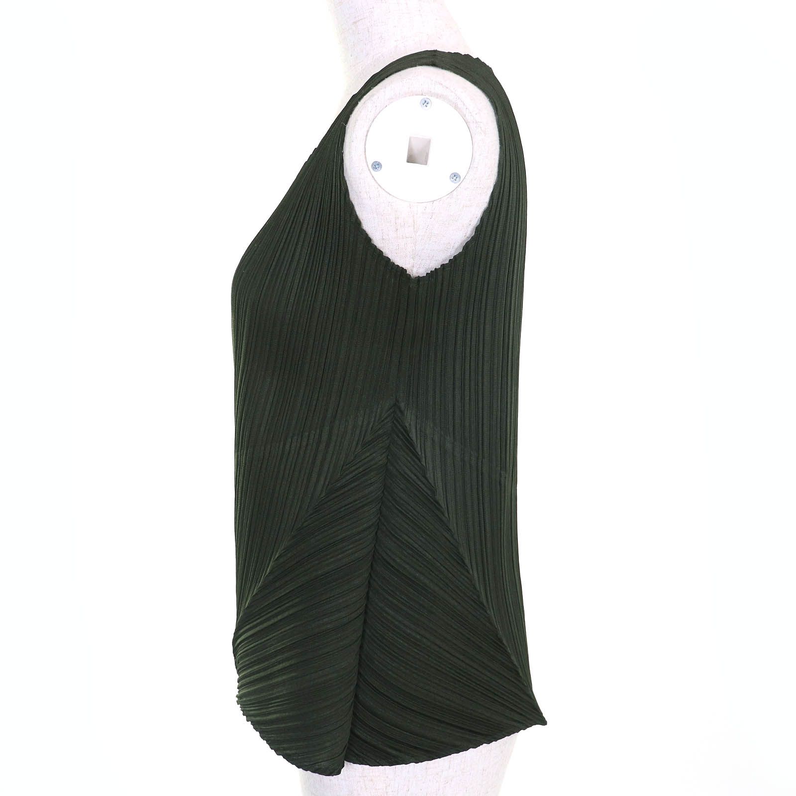 PLEATS PLEASE ノースリーブ プリーツプリーズ PLEATS PLEASE ISSEY MIYAKE - PLEATS PLEASE(プリーツプリーズ