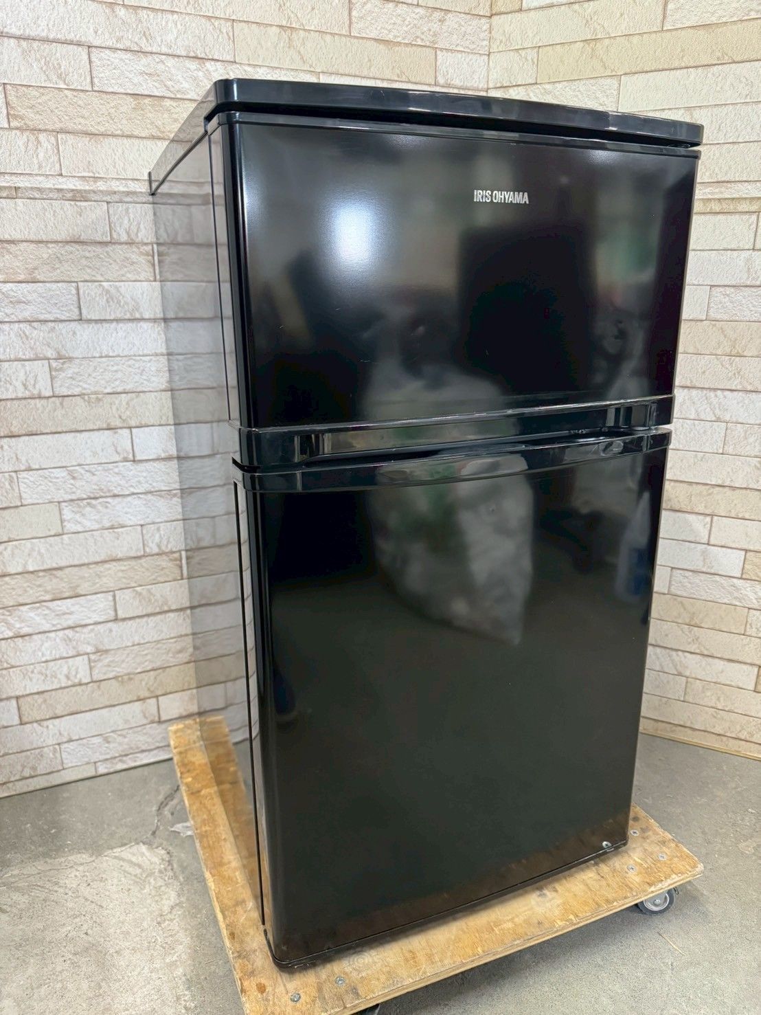 大阪送料無料★3か月保障付★冷蔵庫★2019年★NRSD-8A-B★IR-481 大阪送料無料☆3か月保障付☆冷蔵庫☆2019年☆NRSD-8A-B☆IR-481