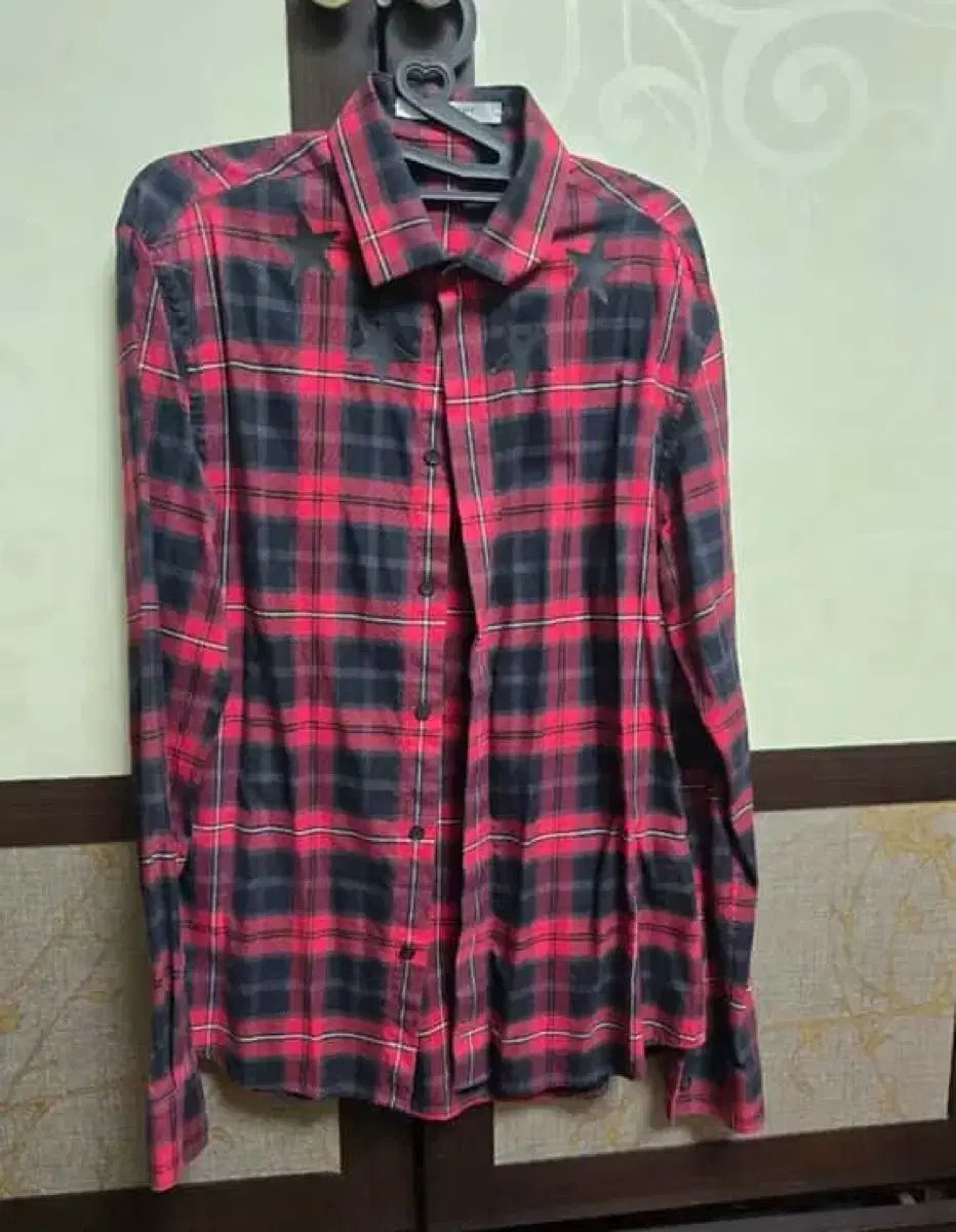 Givenchy ジバンシィ スターパッチ 38