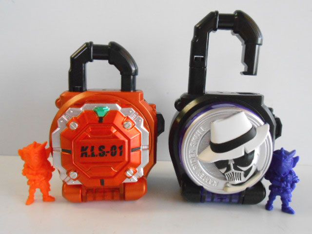 ♯Kce26RT 仮面ライダー 鎧武 サウンド カプセル 全3種 ♯Kce26RT 仮面ライダー 鎧武 サウンド カプセル 全3種の通販 by