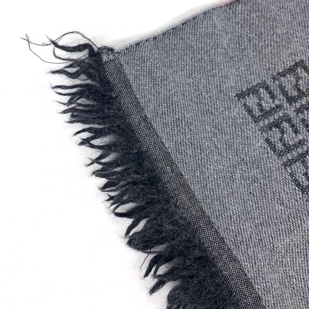 FENDI フェンディ マフラー グレー×ブラック ズッカ柄 ウール100