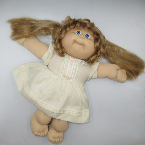 80's Cabbage Patch Kids Girls White Dress Twin Tails Baby Baby Dress Up Doll Figure Doll Plush Toy
