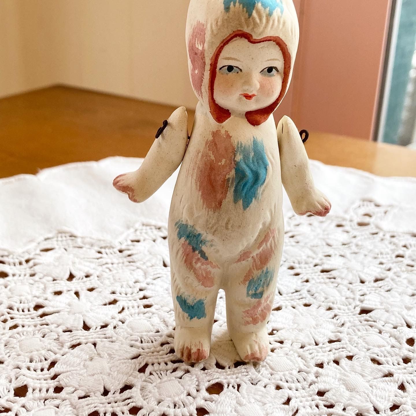 【フランス直輸入】うさぎの着ぐるみが可愛らしい こどもの ビスクドール ③