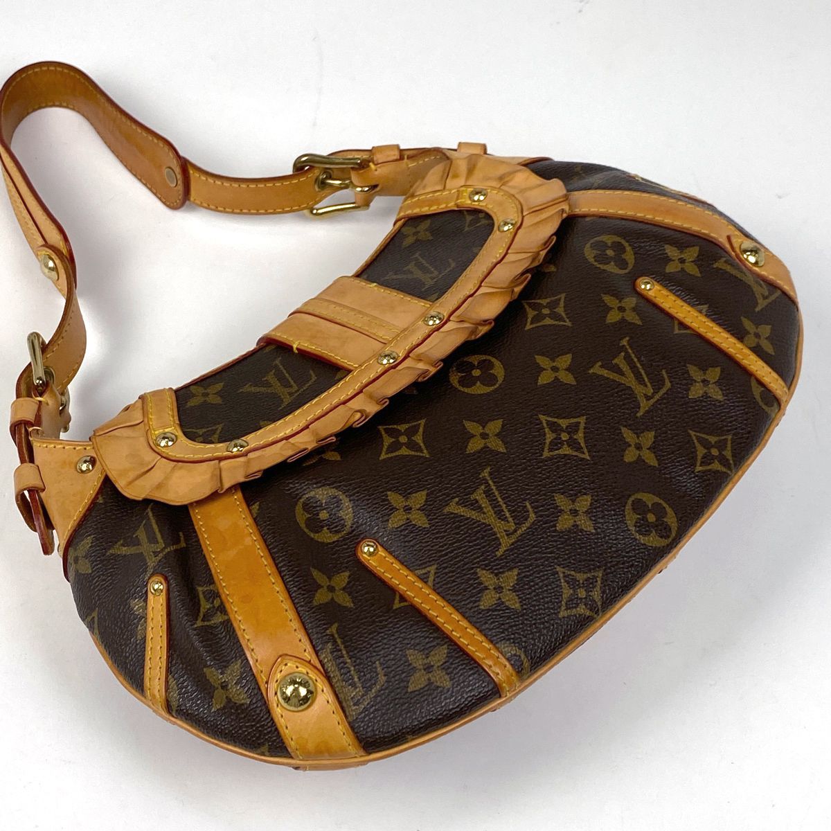 ルイ・ヴィトン Louis Vuitton レオノール ワンショルダー