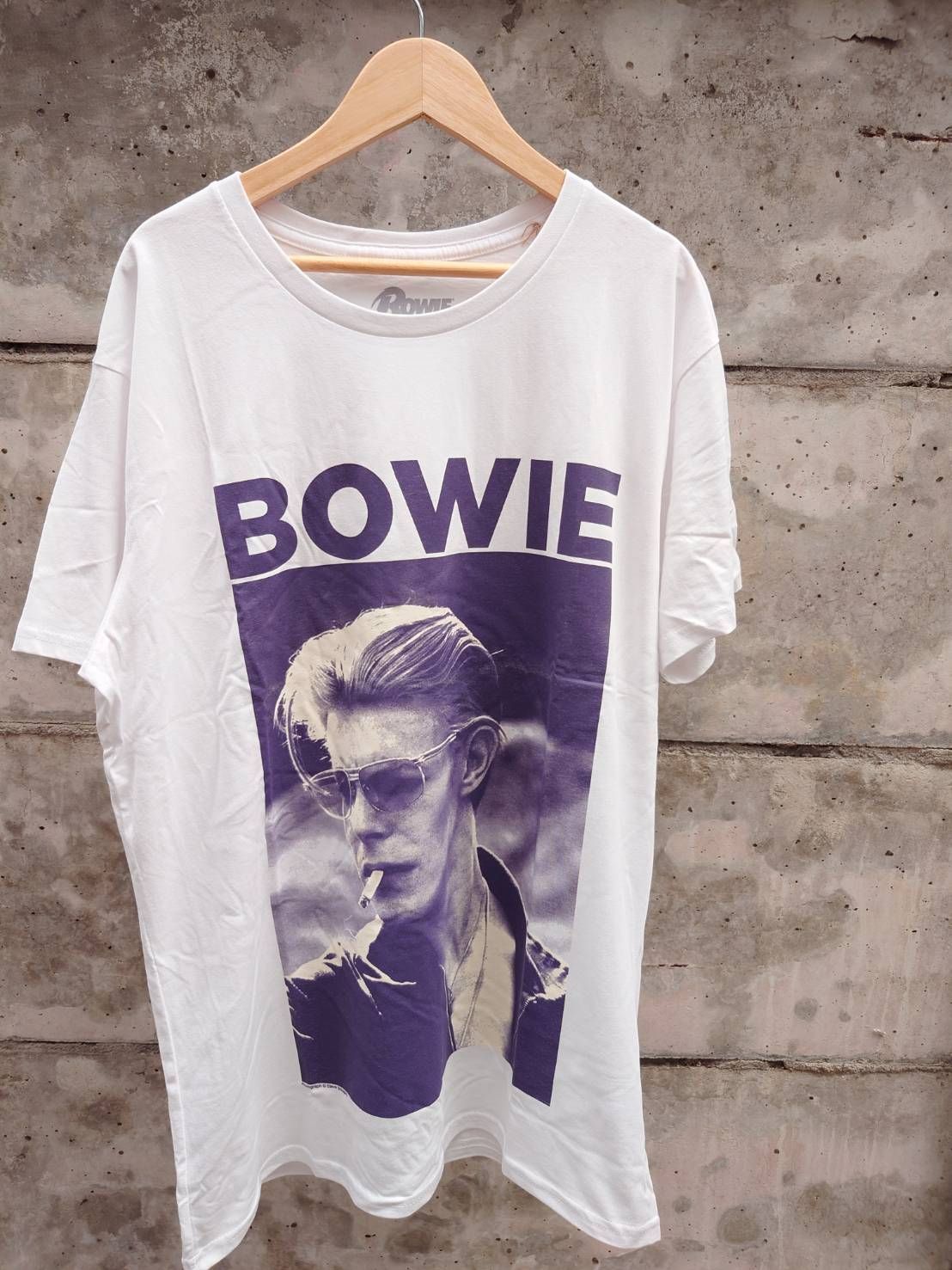 デヴィット ボウイ_DAVID BOWIE 新品オフィシャルTシャツ　 SMOKING