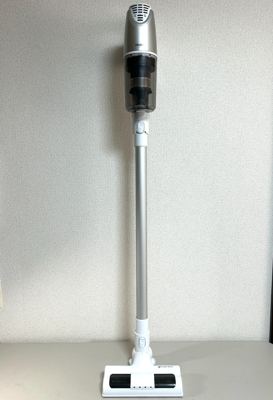 Haier(ハイアール) サイクロン式コードレスクリーナー　JC-BSC1B Haier（ハイアール） サイクロン式コードレスクリーナー｜JC