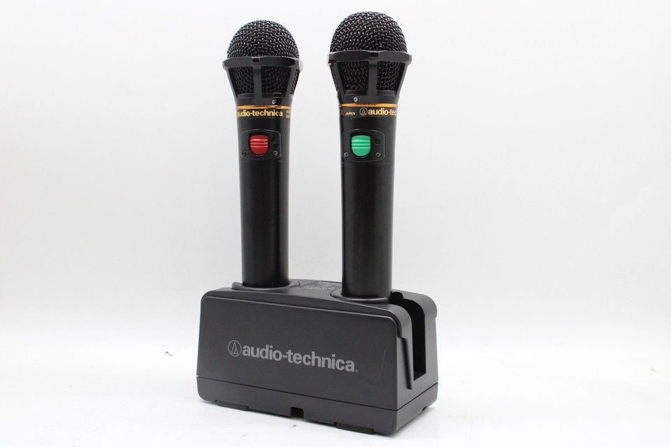 オーディオテクニカ 赤外線ワイヤレスマイク AT-CLM9000TX 2本 充電器 BC701セット audio-technica ITC78WGS9YE8-Z005-byebye