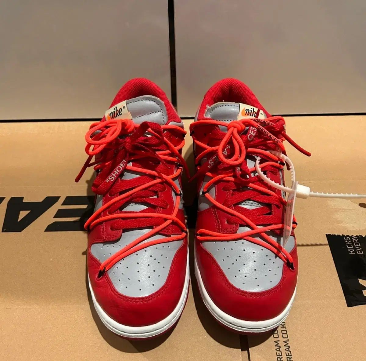 270 NIKE ナイキ オフホワイト ダンク ロー
