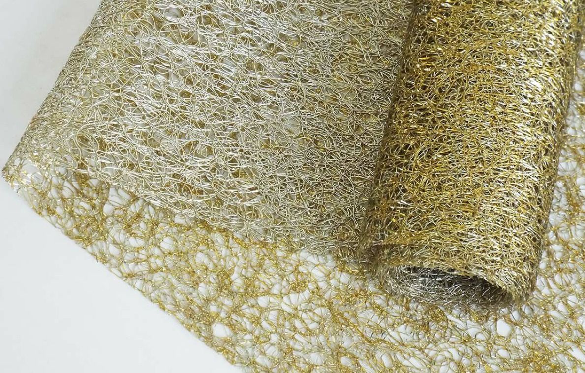 新品　未使用　チルウィッチ　テーブルランナー　ゴールド　金　リング テーブルランナー・チルウィッチ日本総代理店・メタロイ商会