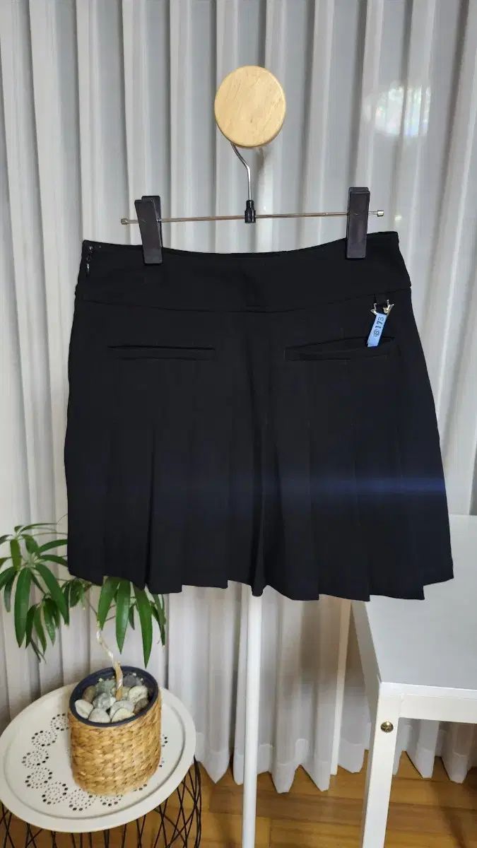 ウエスト周り 64cm